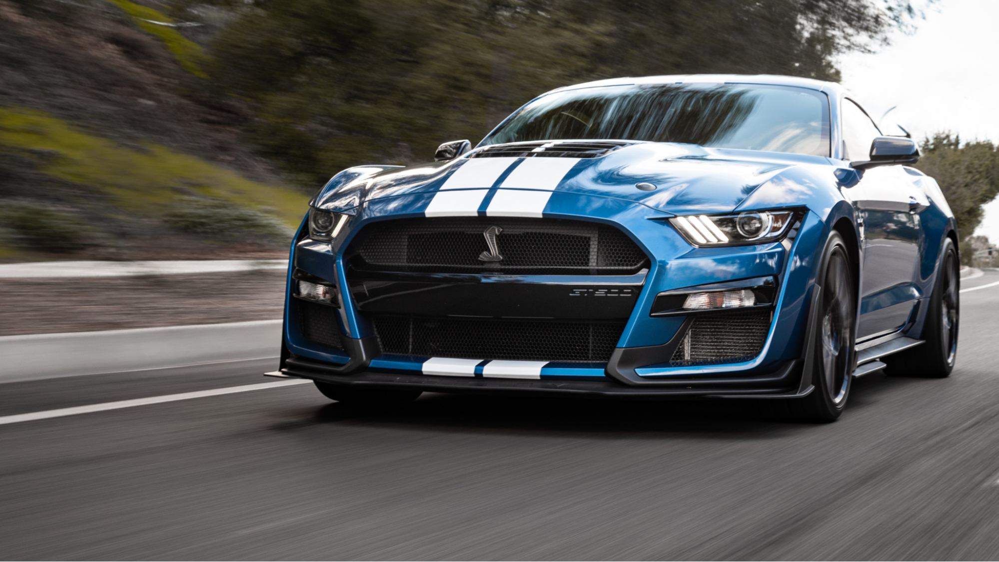 Carro esportivo: saiba como deixar ele sempre pronto pra estrada